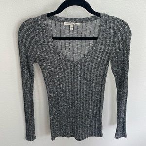 Express women’s long sleeve top